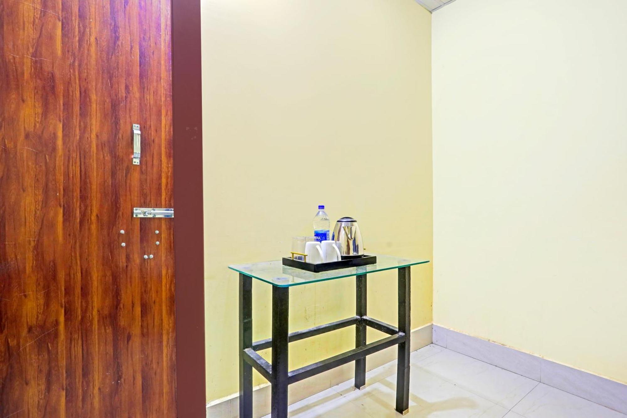 Hotel O Payal Palace Kendrapara Esterno foto